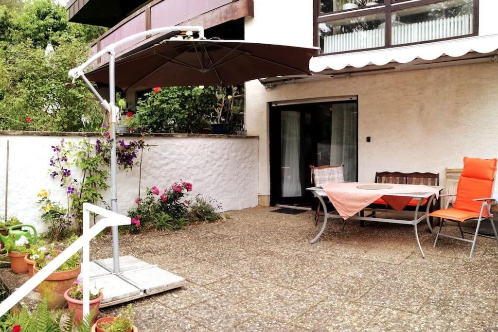 Grosszuegige Wohnung Mit Terrasse Wuerzburg, Zell Zell am Main Exterior photo